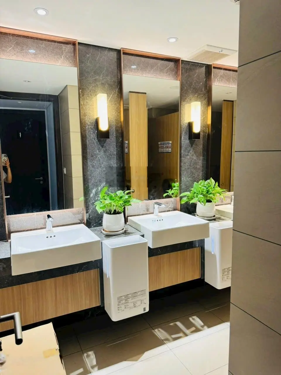 Hàng siêu hiếm duplex Centery - chiết khấu khủng 17% - 160m2 3PN+ 1 - thanh toán 10 tỷ 400 nhận nhà