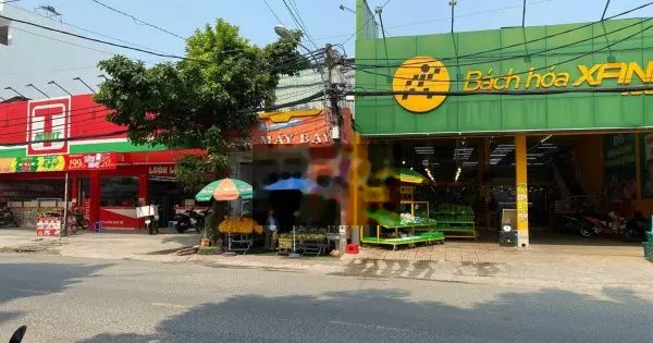 Gia đình tôi bán lô đất 6 x 25. Mặt tiền 12m