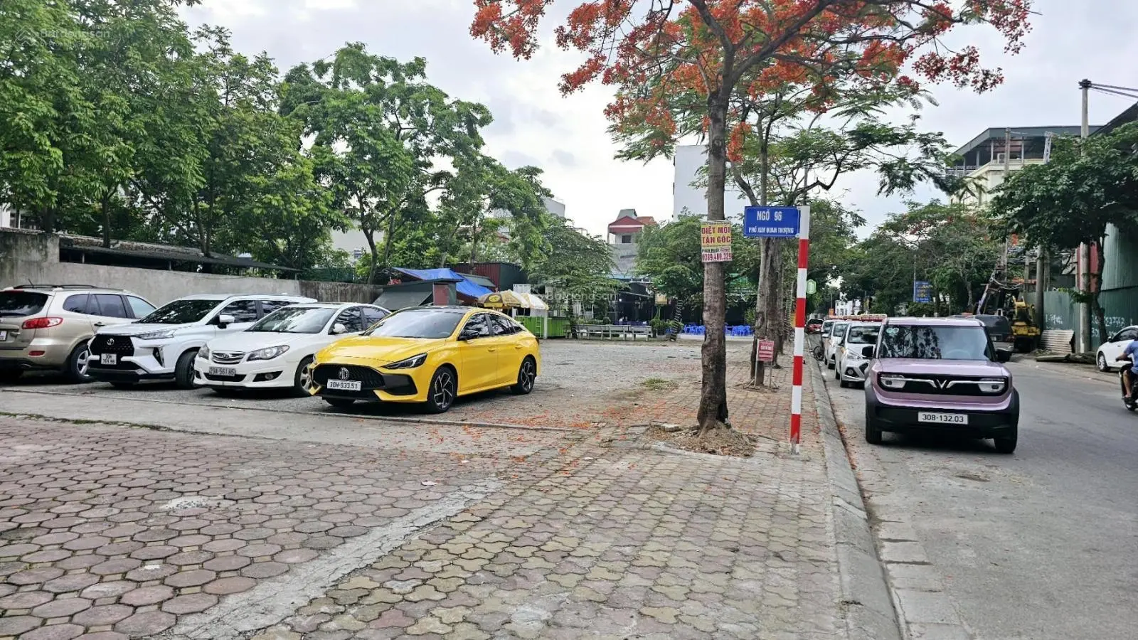 Bán nhà cũ phố ngô gia tự- việt hưng- long biên. dt 88m ngõ thông ô tô. nhú 12 tỷ.có tl