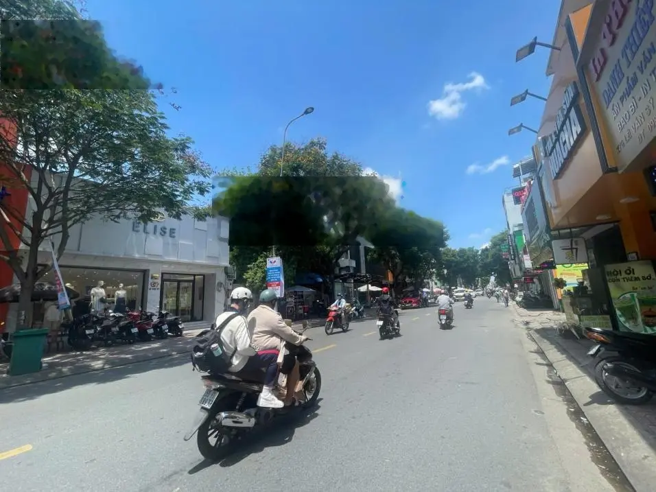 Siêu phẩm bán nhanh. Mặt tiền Lê Văn Sỹ P1 Tân Bình_DT: 16m x 30m,cn 426m2_HĐT 400tr/th_giá 180 tỷ