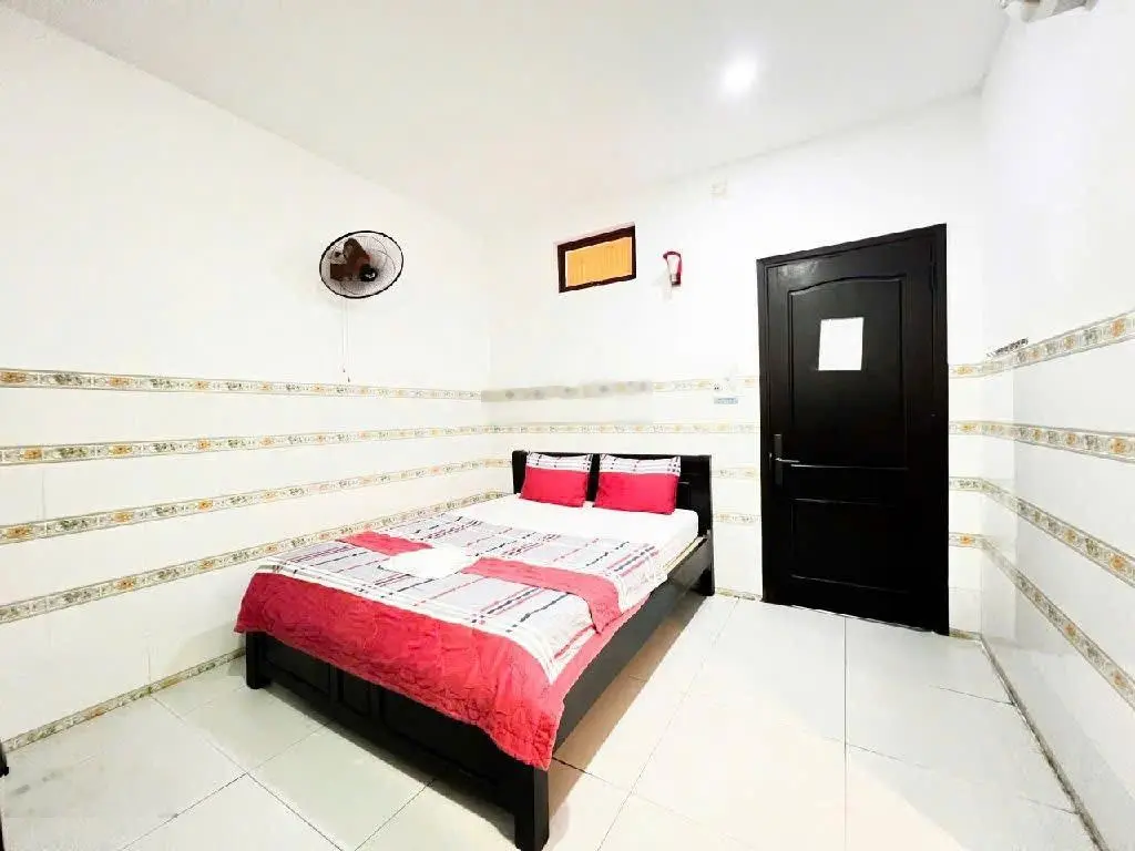 Nhà bán siêu vip - Đồng Khởi nhỉnh 10 tỷ - khách sạn 4 tầng - 20 phòng - LN 60tr/tháng