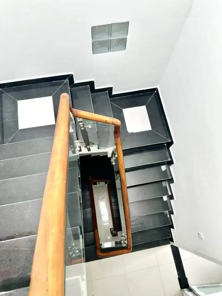 Bán căn nhà Đỗ Xuân Hợp, Phước Long B, Quận 9 diện tích 45m2 giá 3tỷ6 sổ sẵn