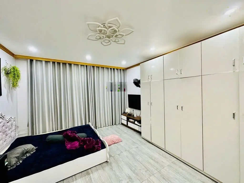 Bán nhà Nghĩa Dũng - Phúc Xá, homestay đẹp thông thoáng MT 4,5m 6 tầng