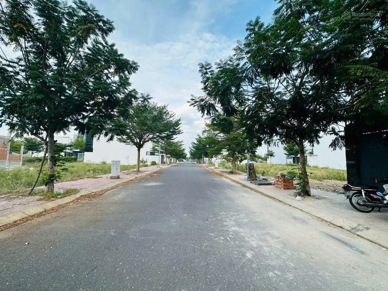 Bán Nhanh Lô Đông Nam Đường Thông Gói 5 Mỹ Gia Chỉ 3 tỷ 250 triệu (Bao Cọc)