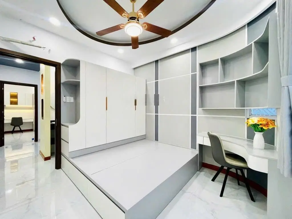 Em có căn nhà MỚI, ĐẸP cần bán _ Ngay Ngô Gia Tự, Quận 10 _ (3,5 x 11) CHỈ 8,2 tỷ