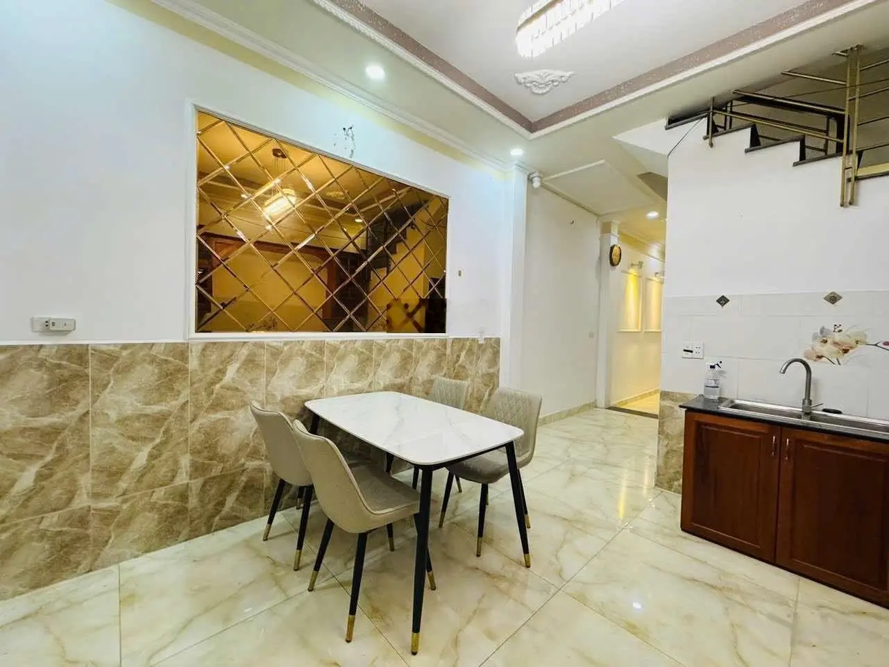 Quận 7 _nhà siêu đẹp_giá siêu rẻ _49.5m chỉ 6t tl_ lh : 0778037154 an xem nhà ngay.