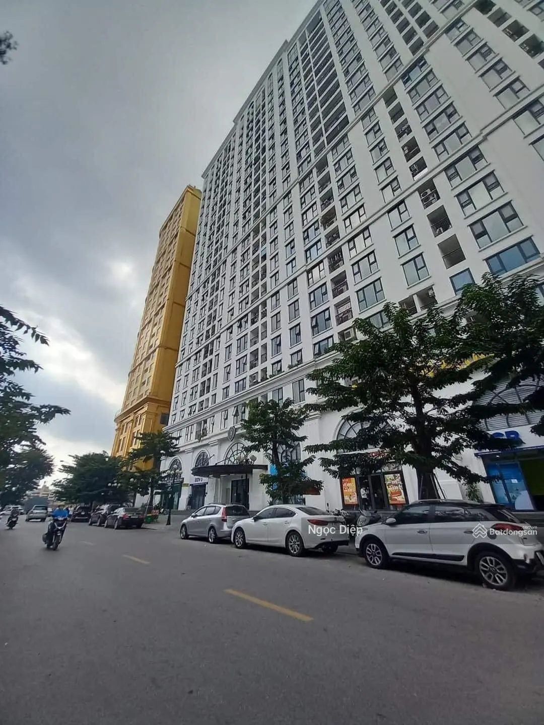 Mặt phố Núi Trúc - Ba Đình. 1 mặt phố 1 mặt ngõ - kinh doanh siêu đỉnh - 45m2 5T 16tỷ 0945 453 ***