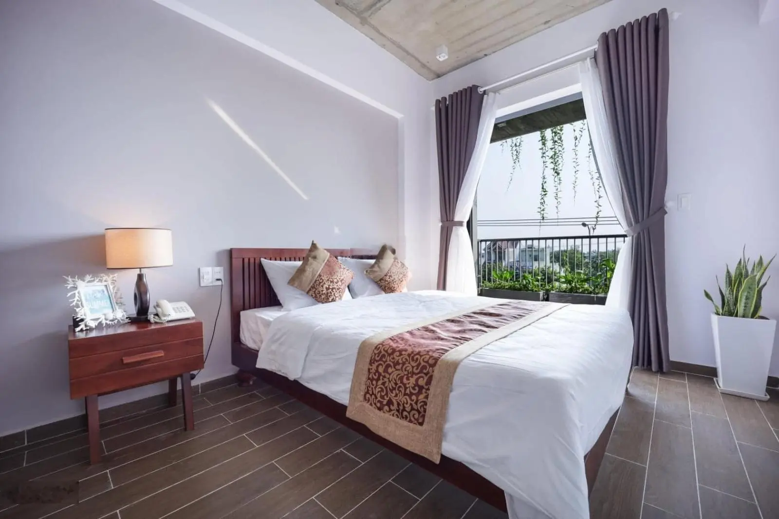 Bán toà khách sạn & apartment 9 tầng 31 phòng, 186m2 đường Lê Văn Hiến, Ngũ Hành Sơn, Đà Nẵng