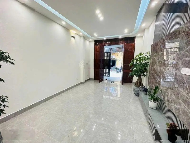 Bán gấp - nhà mới Thạch Bàn ô tô đỗ cửa 70 m2 4 tầng 8,2 tỷ