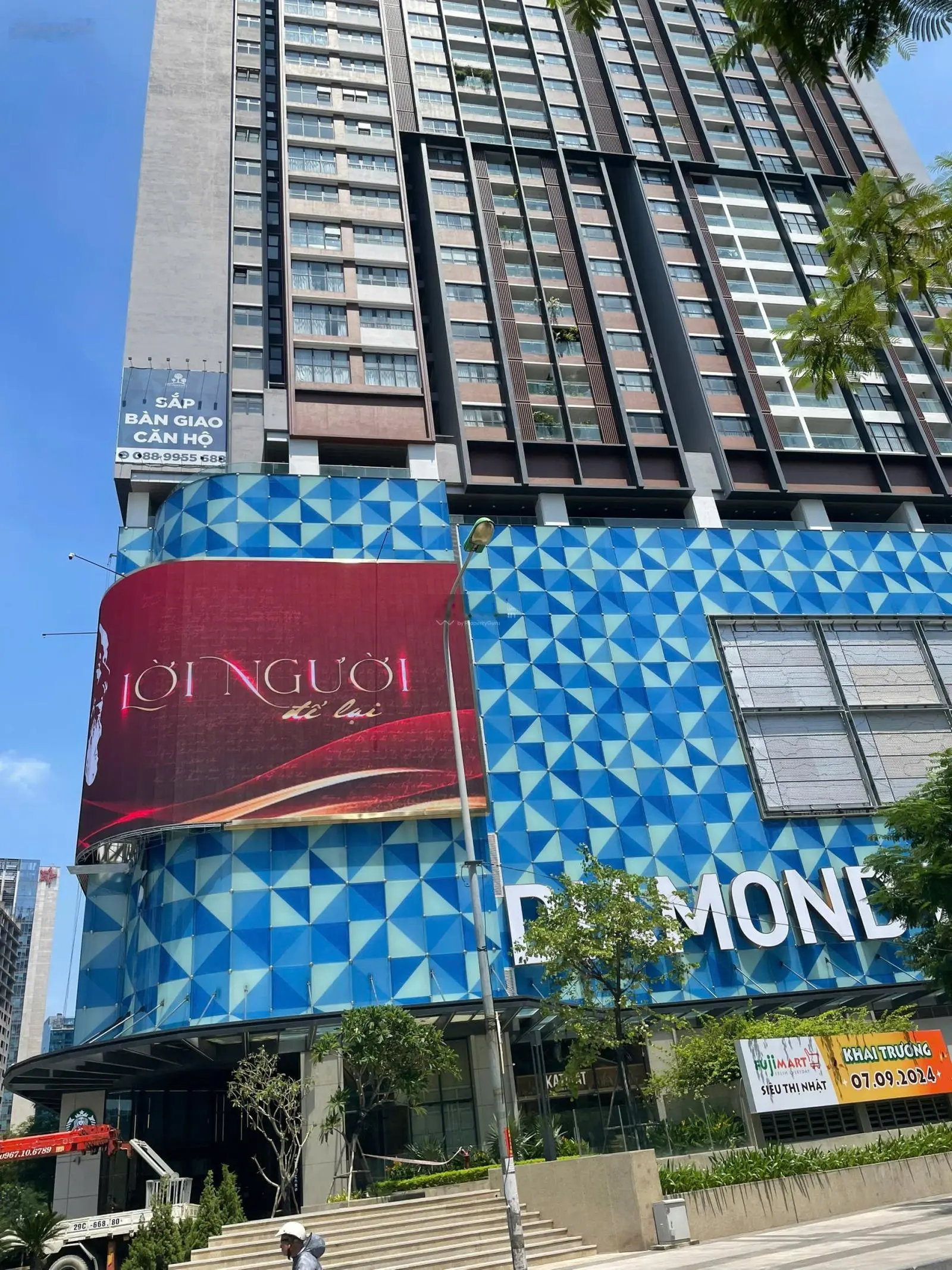 Bán căn góc 3 phòng ngủ thoáng 144m2 đẹp nhất BRG Lê Văn Lương đã có sổ và suất đỗ ô tô