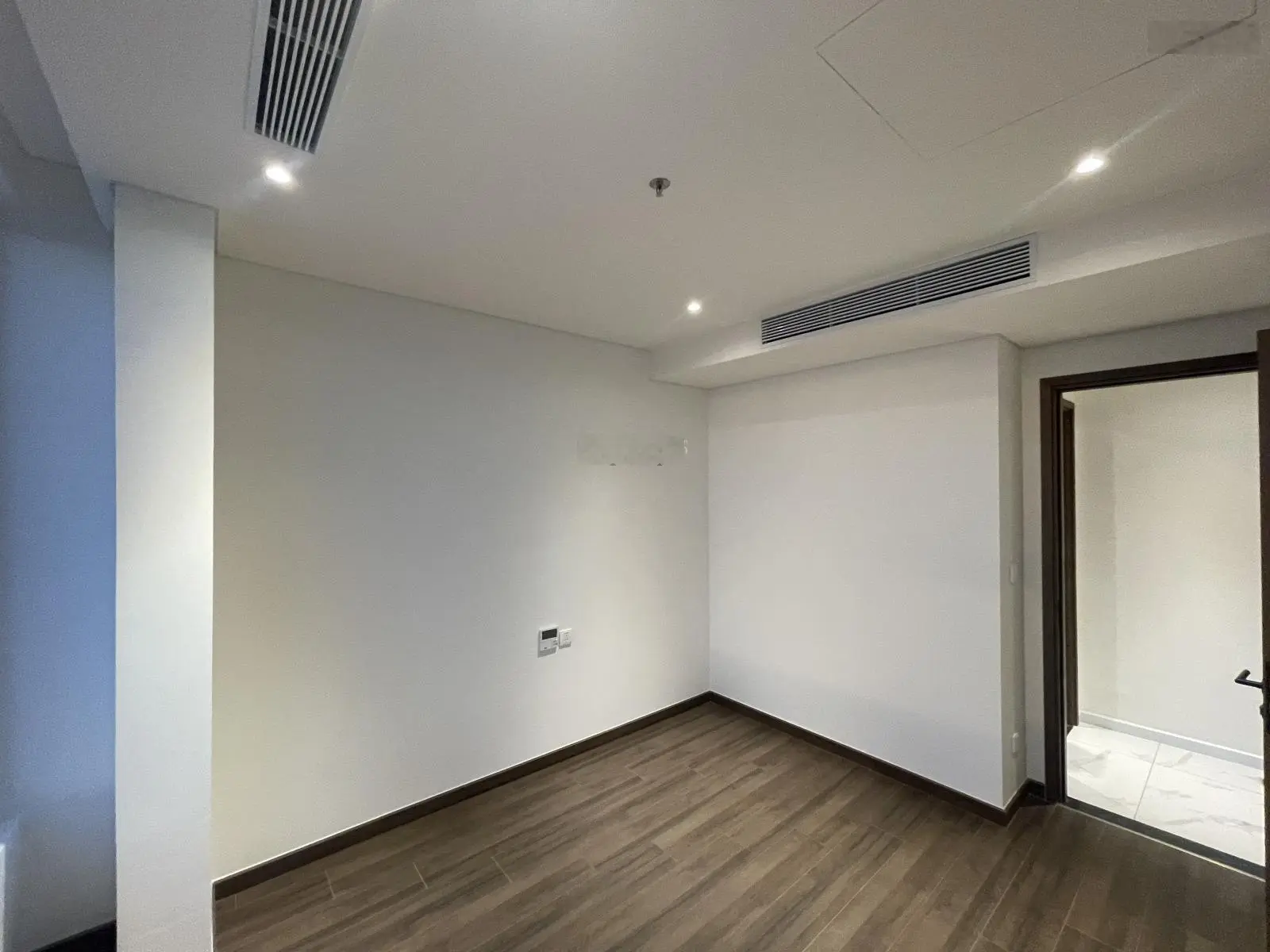 Bán căn hộ chung cư nhà sẵn - sổ sẵn mt đường trần hưng đạo, chỉ thanh toán 30% nhận ở ngay.