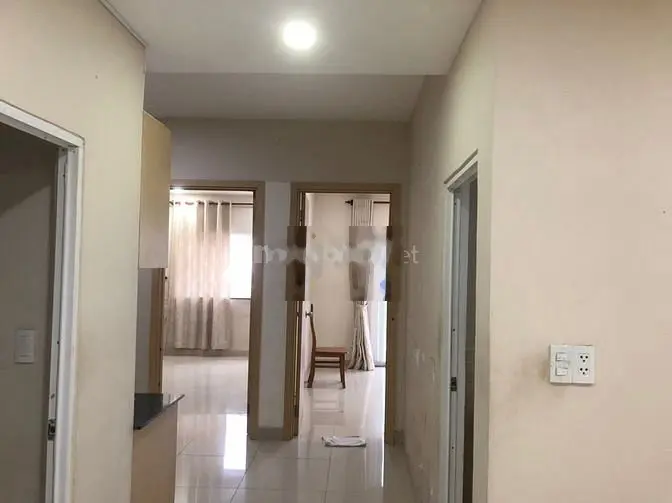 Cho thuê căn hộ Oriental Plaza, 82m2 sổ hồng giá 3 tỷ 3