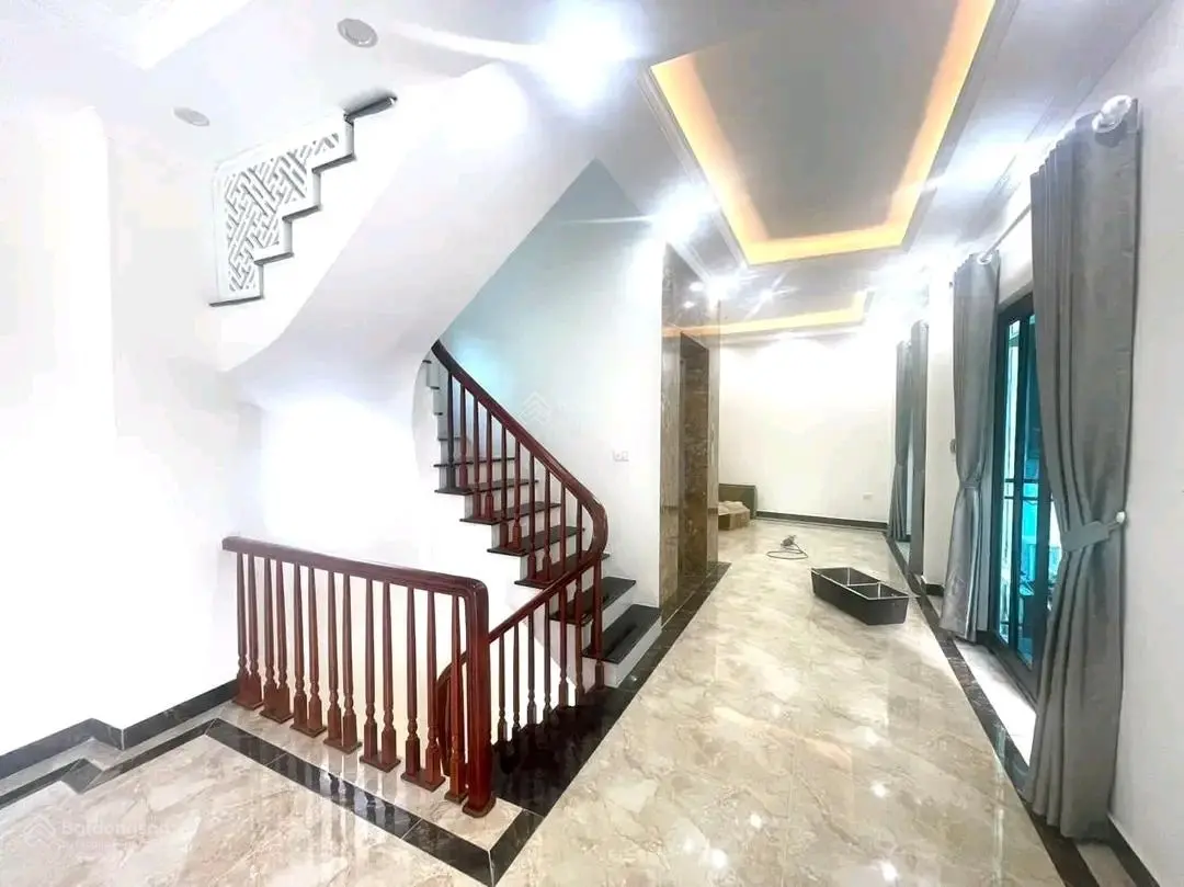 Bán nhà Mặt phố Đa Sỹ 60m2, 5 tầng, lô góc, kinh doanh đỉnh; thang máy, Cực đẹp. Giá 14.5 tỷ