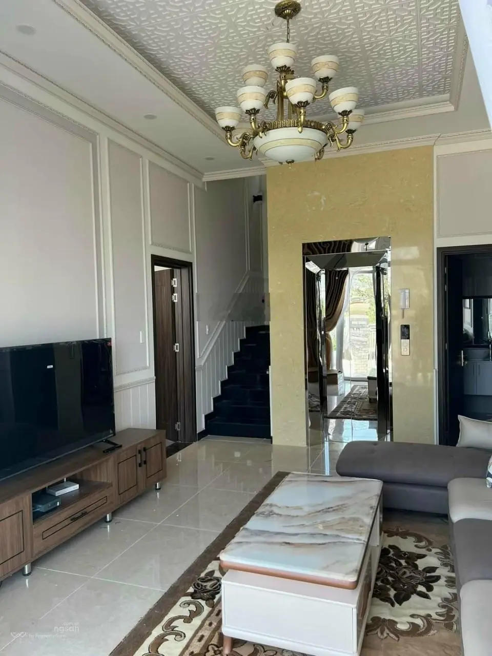 Bán biệt thự mới mặt tiền Trần Quang Khải, P. 08, TP Đà Lạt. DT: 306m2. Giá: 29,5 tỷ.LH: 0908 748 ***