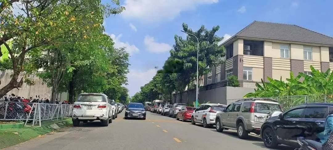 Bán đất tại đường V, trung tâm hành chính TP Dĩ An, 7 tỷ vnd, 128m2 - giá cực chất, view đẹp