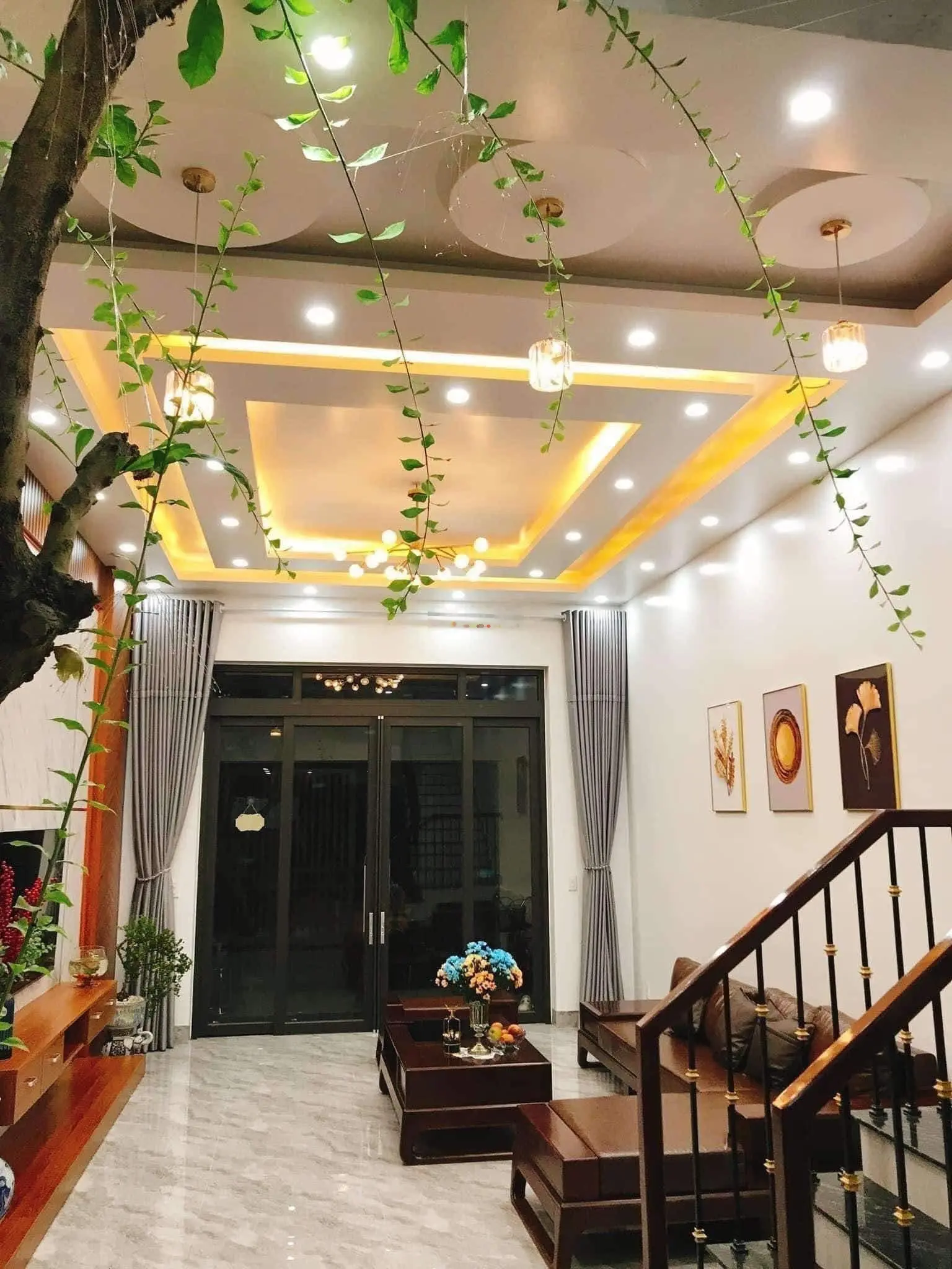 Bán nhà Trung Tâm Thanh Xuân Ô Tô Lùi Cửa 10M Ra Mặt Ngõ To Hơn Phố Nhà Đẹp Dân Xây 44M2 6 Tầng