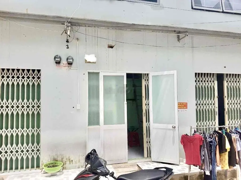 bán nhà trường thọ gồm 5p trọ thu nhập 14tr/th đường xe hơi tới nhà