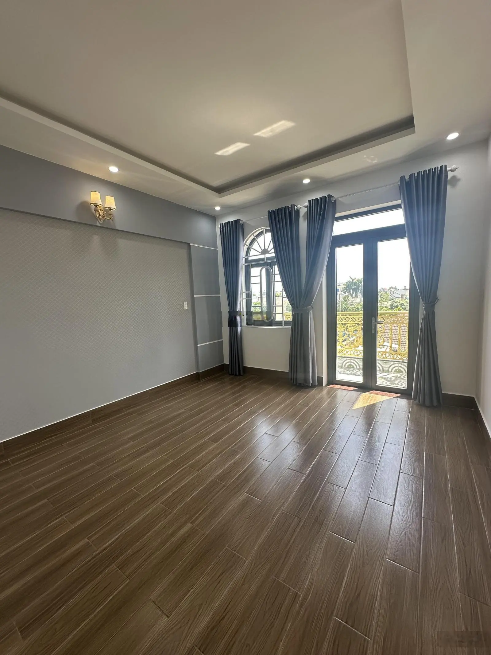 Chính chủ bán nhà mới xây ở tâm huyết 5 tầng 5PN 6WC đường 12m khu đồng bộ cao tầng