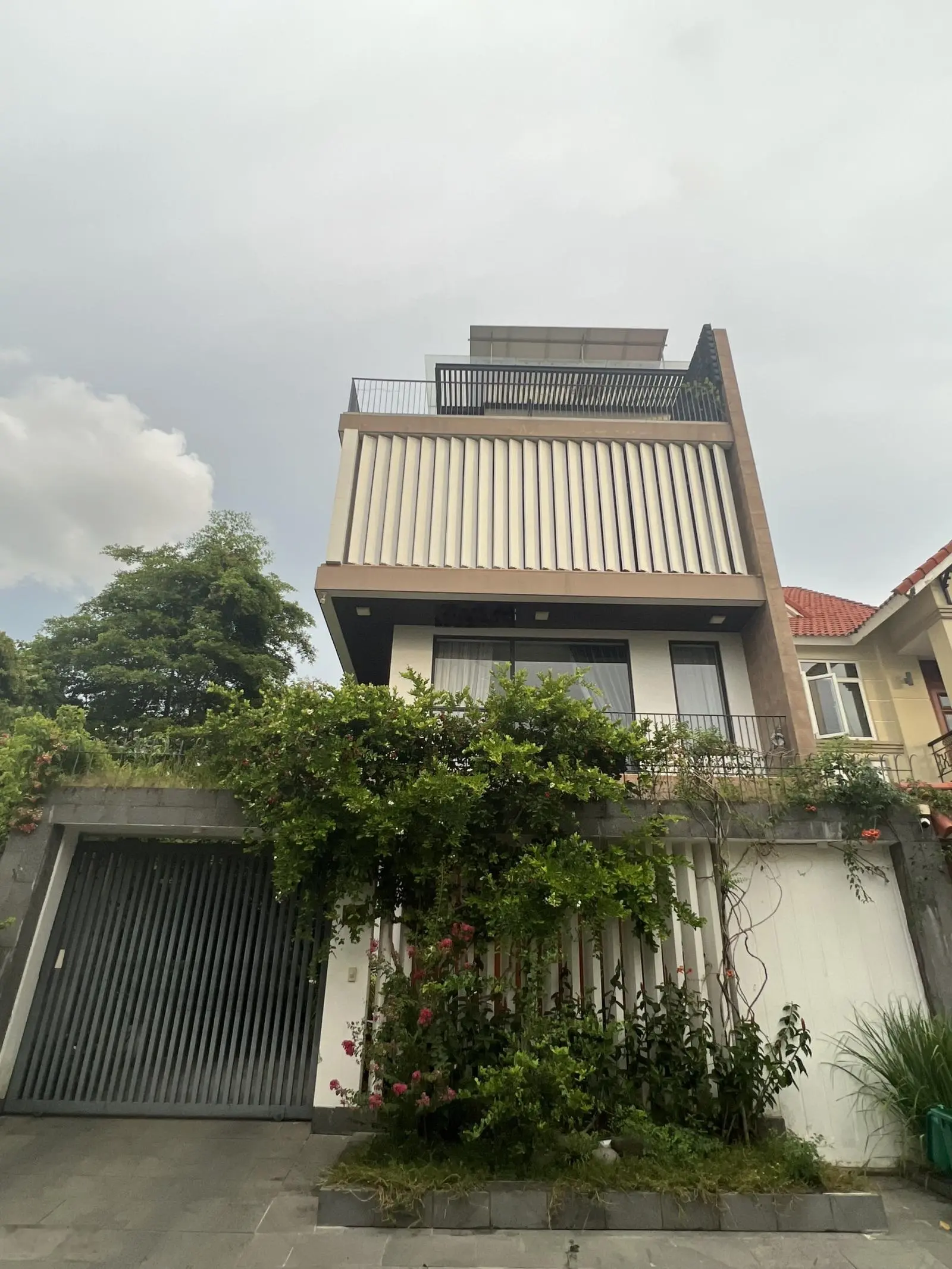 Bán 10 căn villa - biệt thự Phường An Phú - An Khánh - Quận 2. Giá từ 25 - 60 tỷ