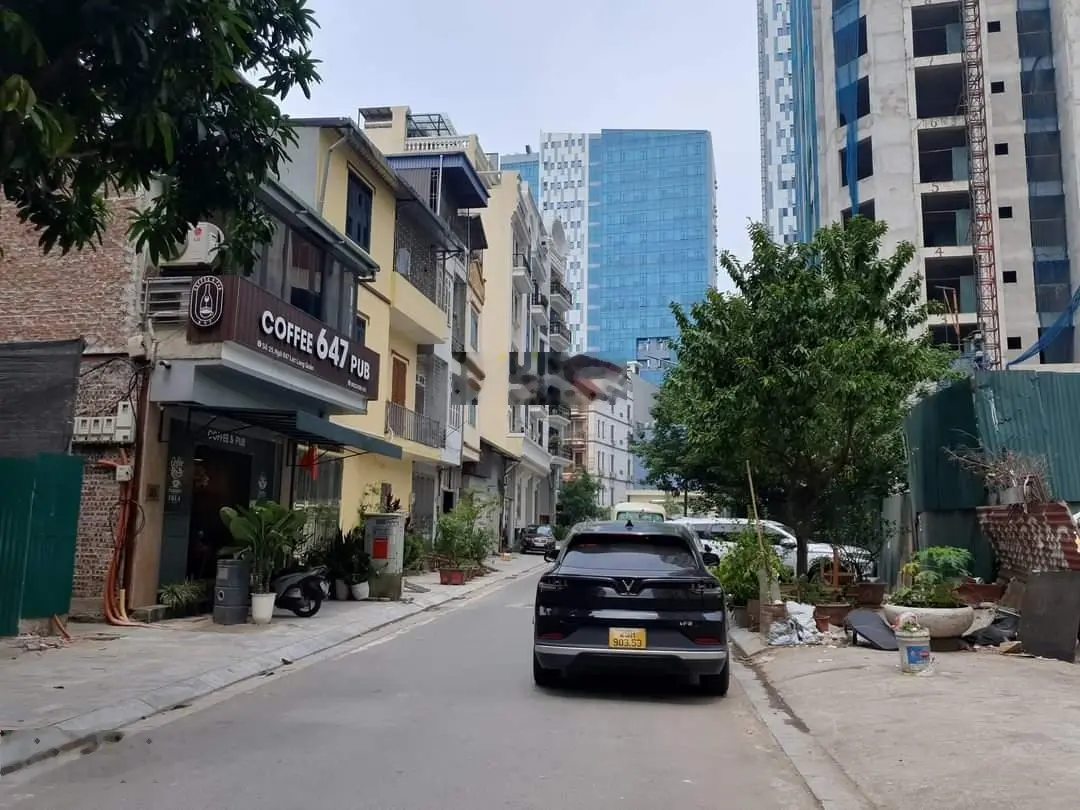 Bán đất Vườn Đào, Lạc Long Quân, Tây Hồ 95m2 đất MT 5m, giá 39.5 tỷ, vỉa hè 3 ô tô tránh, siêu hiếm