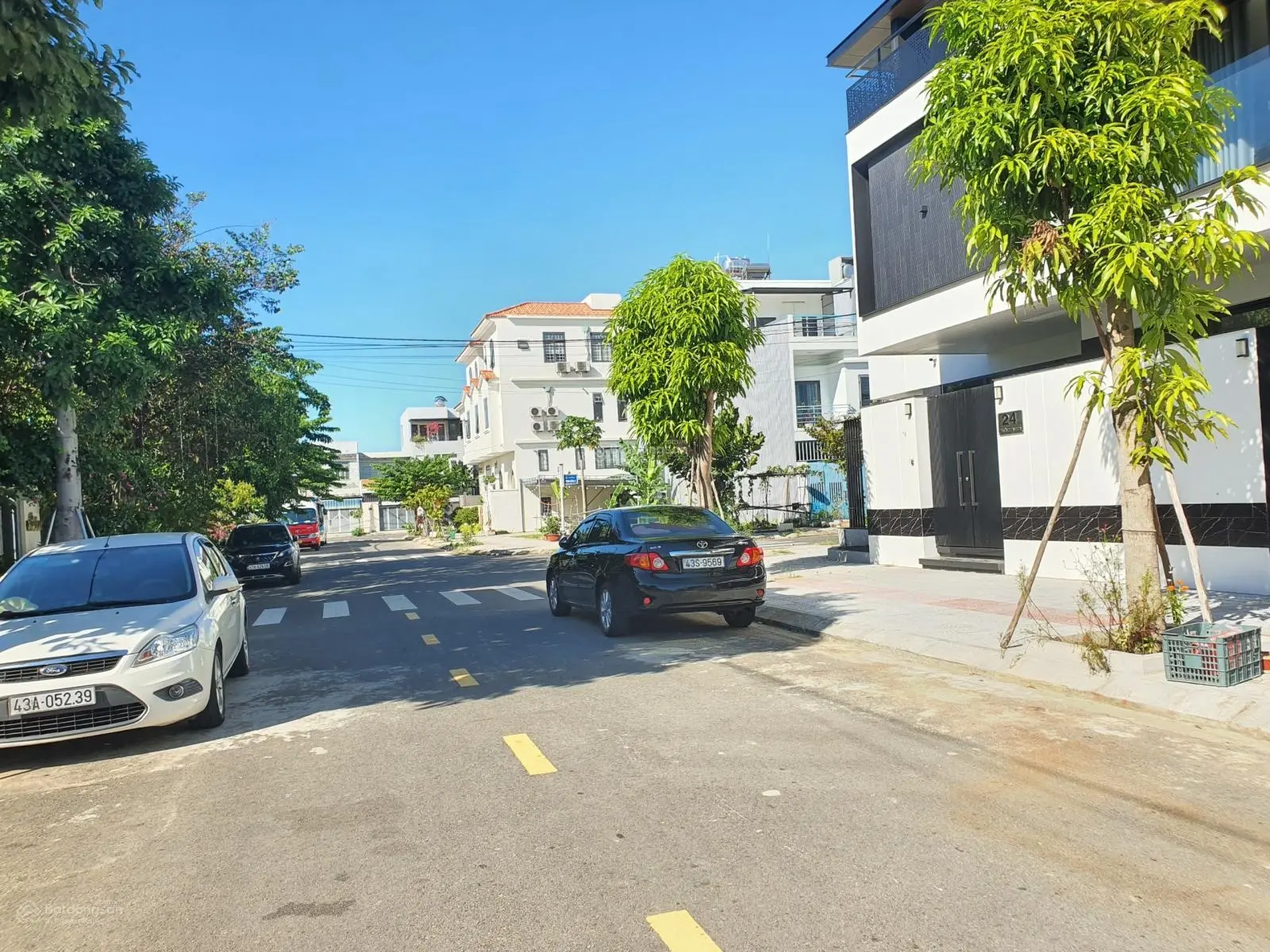 Cần bán đất đường nguyễn quang chung ( tây bắc , 300 m2 ) - hoà xuân , cẩm lệ .