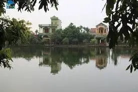 Trục chính xã Vân Hòa, Ba Đình, Hà Nội đường nhựa ô tô tránh
