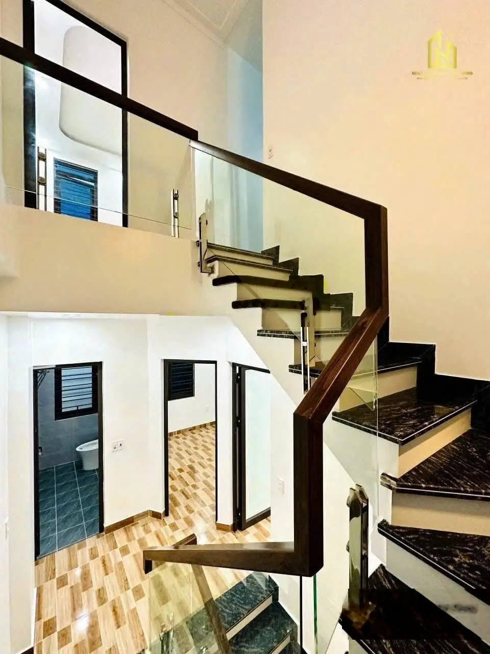 Bán Nhà Phố Trần Nguyên Hãn 46m :3 tầng