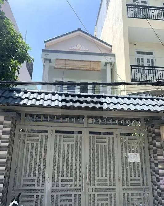Bán nhà hẻm xe hơi giá 6,5 tỷ, diện tích 82 m2, tại Huỳnh Tấn Phát, phường Phú Thuận, quận 7