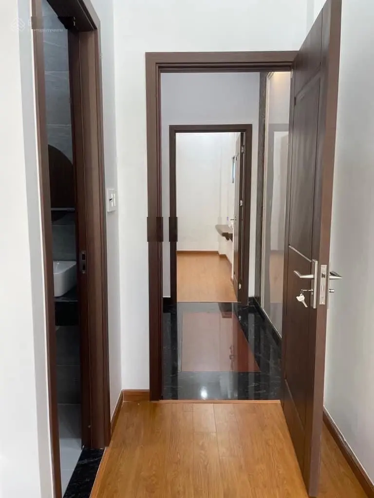 Kẹt vốn bán căn nhà chỉ 2tỷ850/54m2 MT Tôn Đản,Q4 an ninh, mát mẻ. HĐ thuê 15tr/tháng. Nhà mới 100%