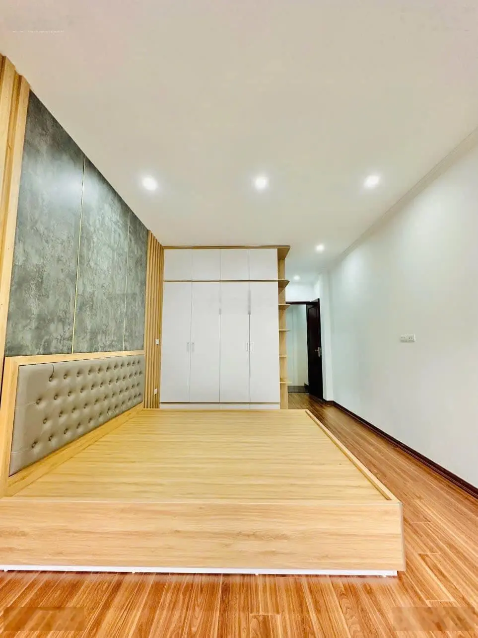8.1 tỷ - ô tô - kinh doanh - phân lô - trần hòa-trung tâm định công-0985826871