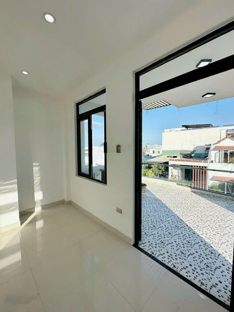 Cần bán nhà 2 mặt tiền lô góc đường lý triện quận thanh khê