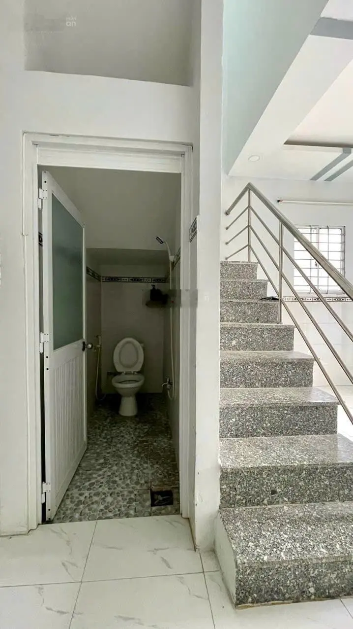 Chủ cần bán gấp căn nhà 40m2/1tỷ1 ở xã Long Thượng, huyện Cần Giuộc, SHR, MT đường rộng rãi