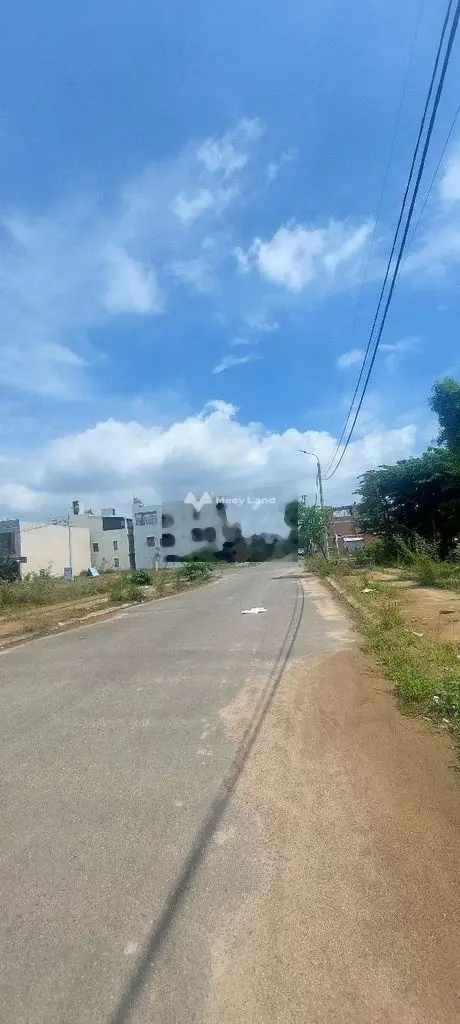Lô 100m2, sát đường Võ Chí Công, khu TDC Bình Kỳ, Hòa Quý, Đà Nẵng.