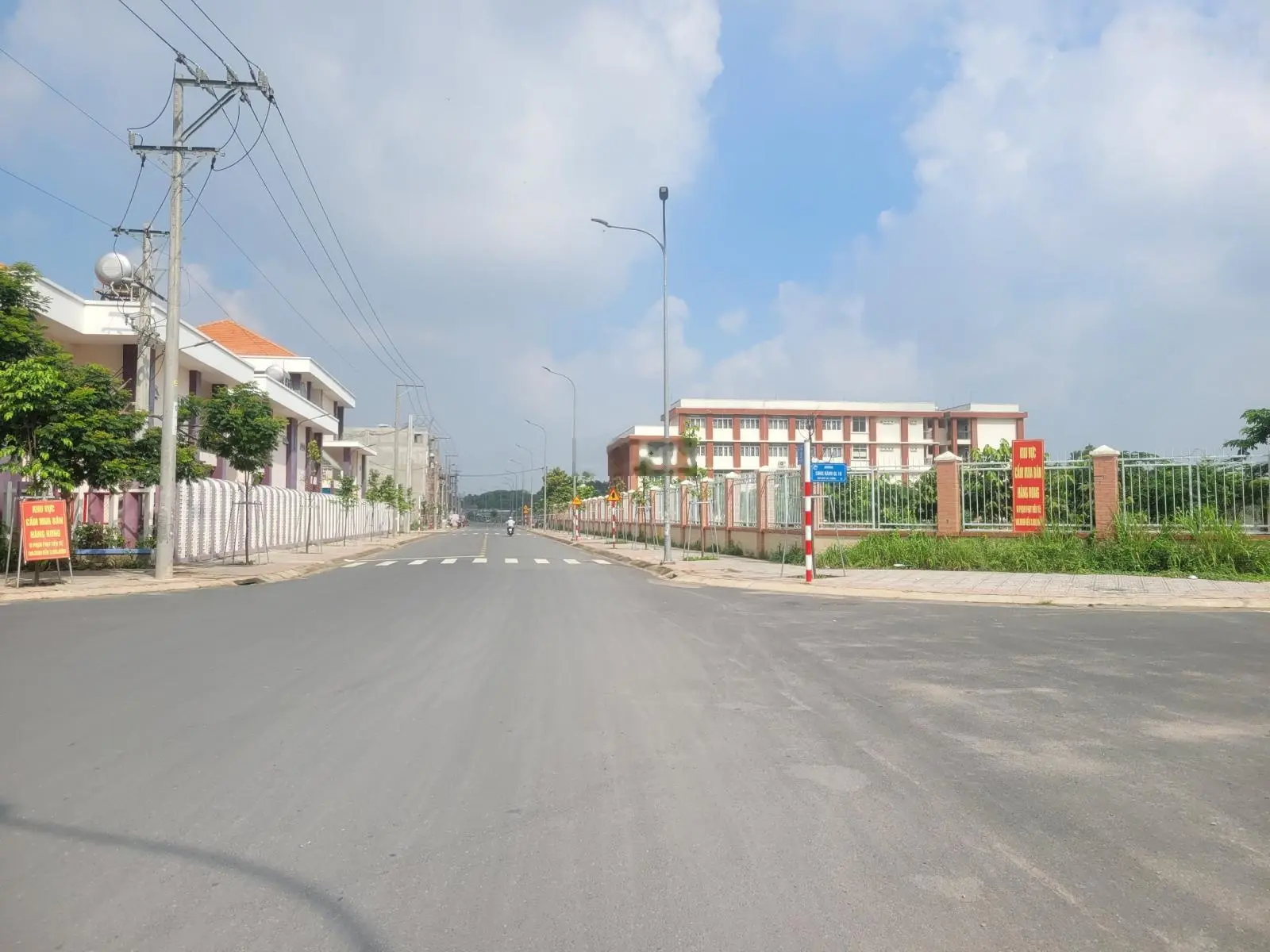 3 tỷ 050 bán đất TĐC Đông Hòa C P. Đông Hòa TP. Dĩ An