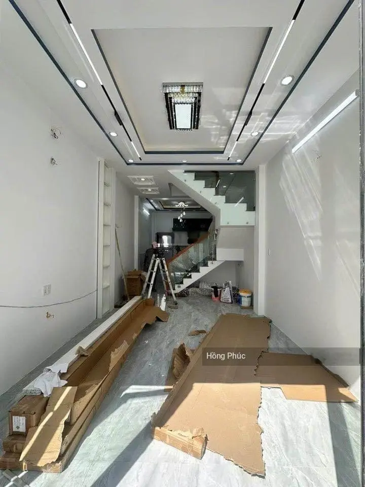 Chủ nhờ bán gấp nhà HXH đường Cửu Long, P.2, Tân Bình. 80m2, SHR. 1T 2L. Giá 8.65 tỷ