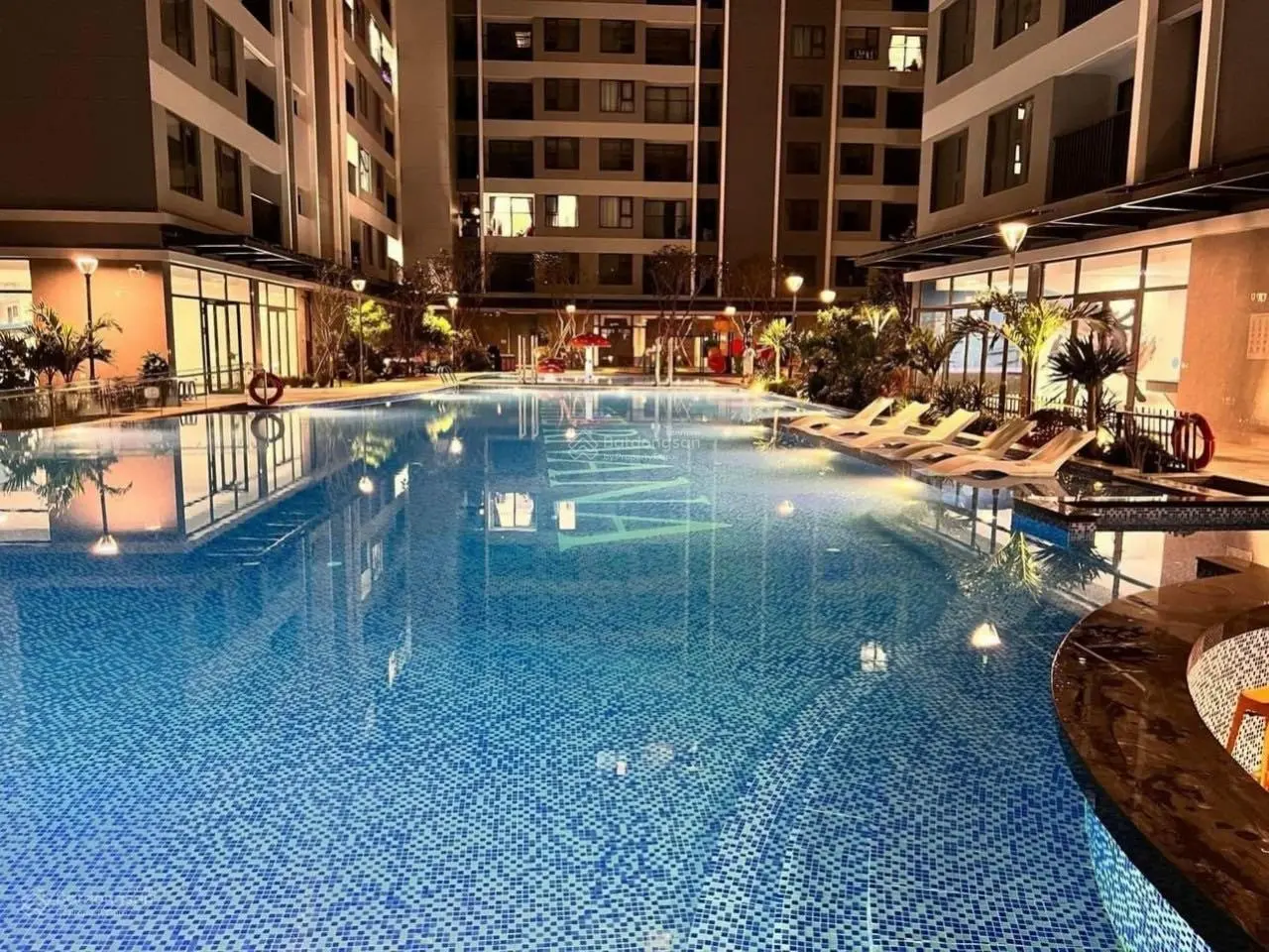 Thuê gấp căn hộ The Rivana 1PN 52m2 giá 5 triệu/tháng bao phí QL. LH Miss Như : 0906 601 ***