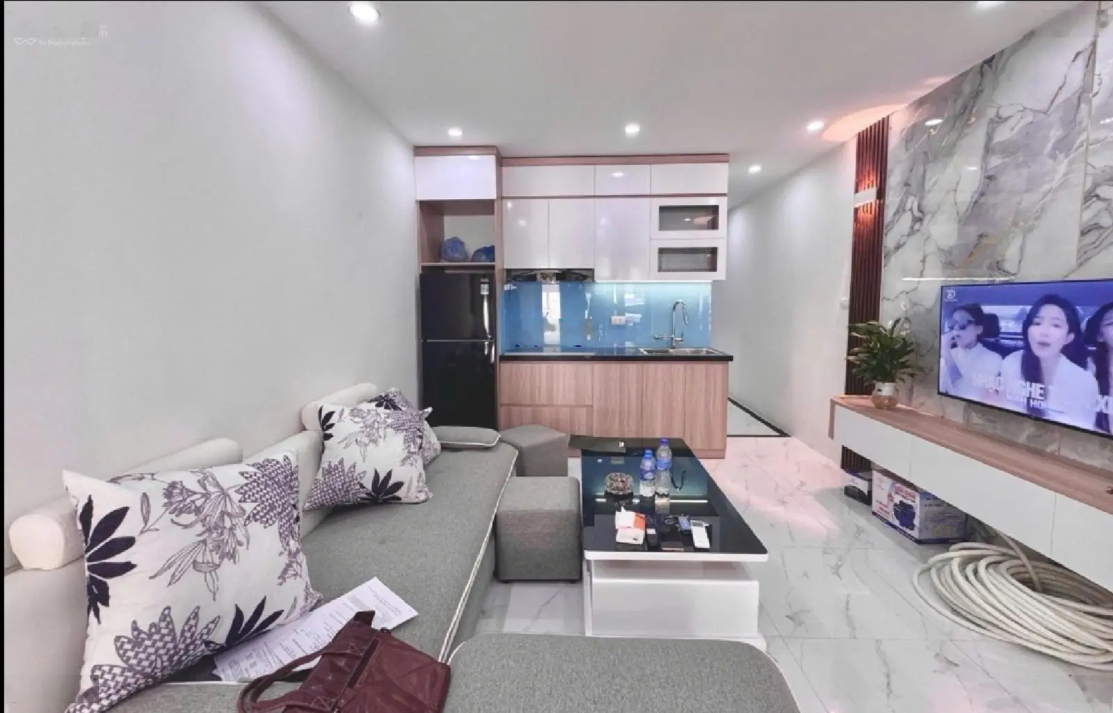 Bán nhà T.T tầng 1 Doãn Kế Thiện 65m2 , 3PN , trước nhà ôtô tránh, Full N/T , ở ngay , giá 4,25 tỷ