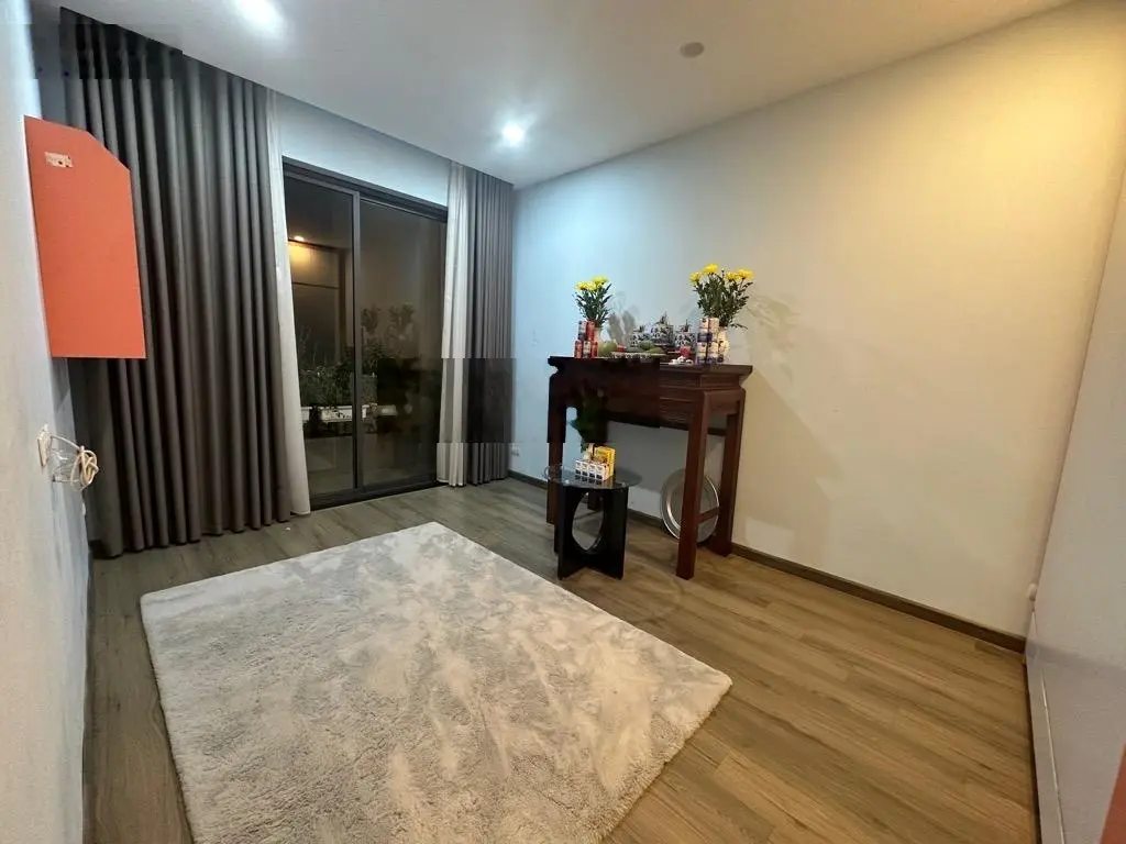 Mặt ngõ thông - ô tô vào nhà - nhà đẹp - mặt tiền rộng - 2 thoáng - xây CCMN toà nhà VP - tương lai