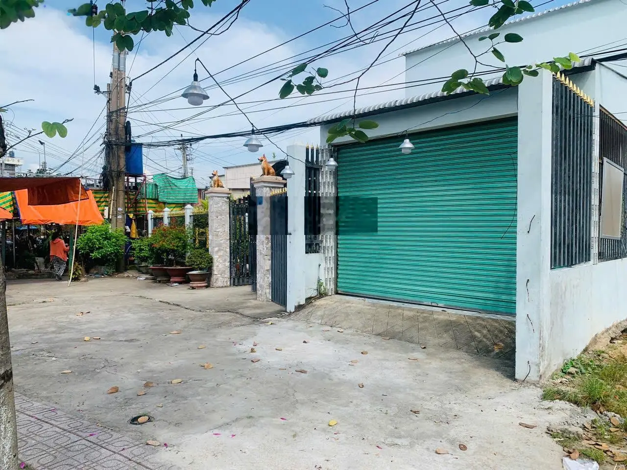 Bán gấp nhà Mặt tiền 591m2 thổ cư, ngay Ngã Tư Gia Bảo lớn nhất Cần Giuộc, Giá rẻ bất ngờ