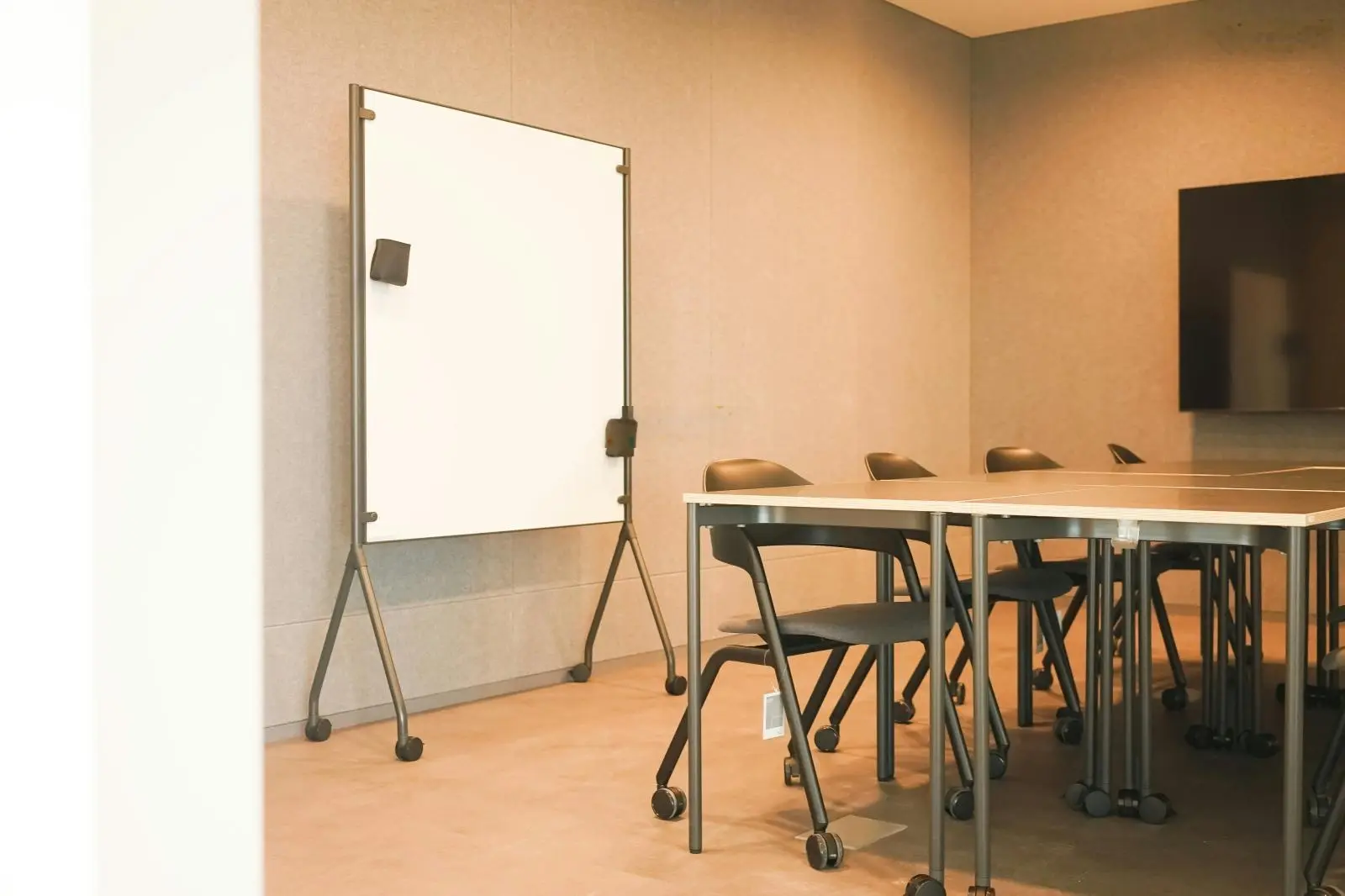 Cực hot! MT An Dương Vương Q. 5 - 7.8 x 20m CN: 142m2 5 tầng - HĐT 220 triệu - bán 45.2 tỷ