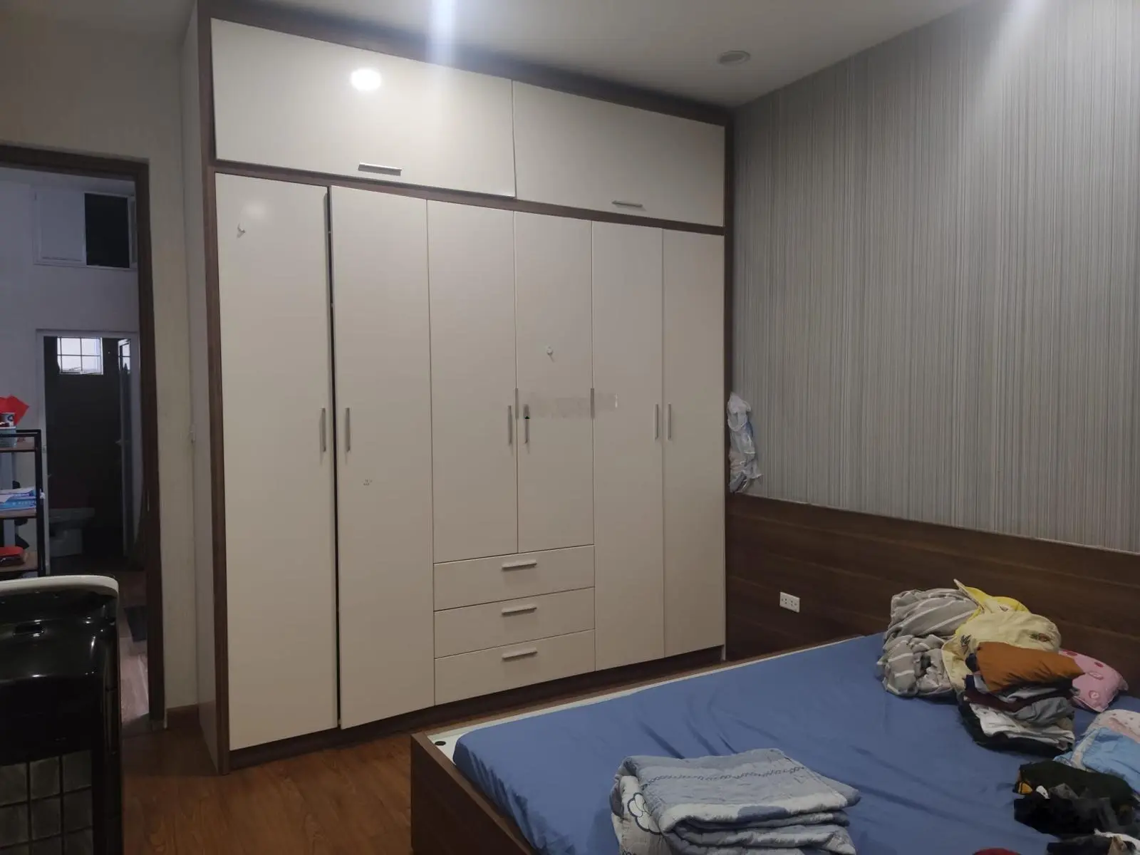 Nhà đẹp Ngã Tư Sở, 50m2 x3 tầng 3N dân xây, 20m ra mặt phố, sổ đẹp, full NT giá chỉ 6.8tỷ