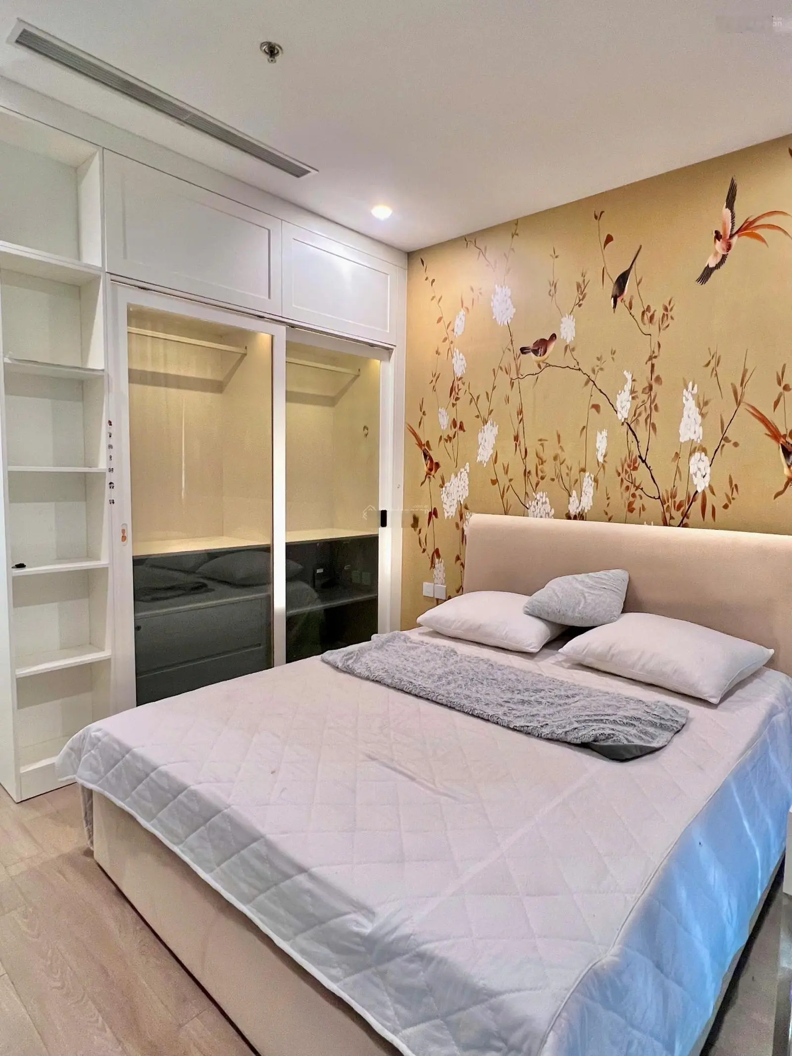 Bán căn hộ đẹp tại chung cư The Nine, giá siêu hời 6,5 tỷ VND, diện tích 77m2 2 phòng ngủ 2wc