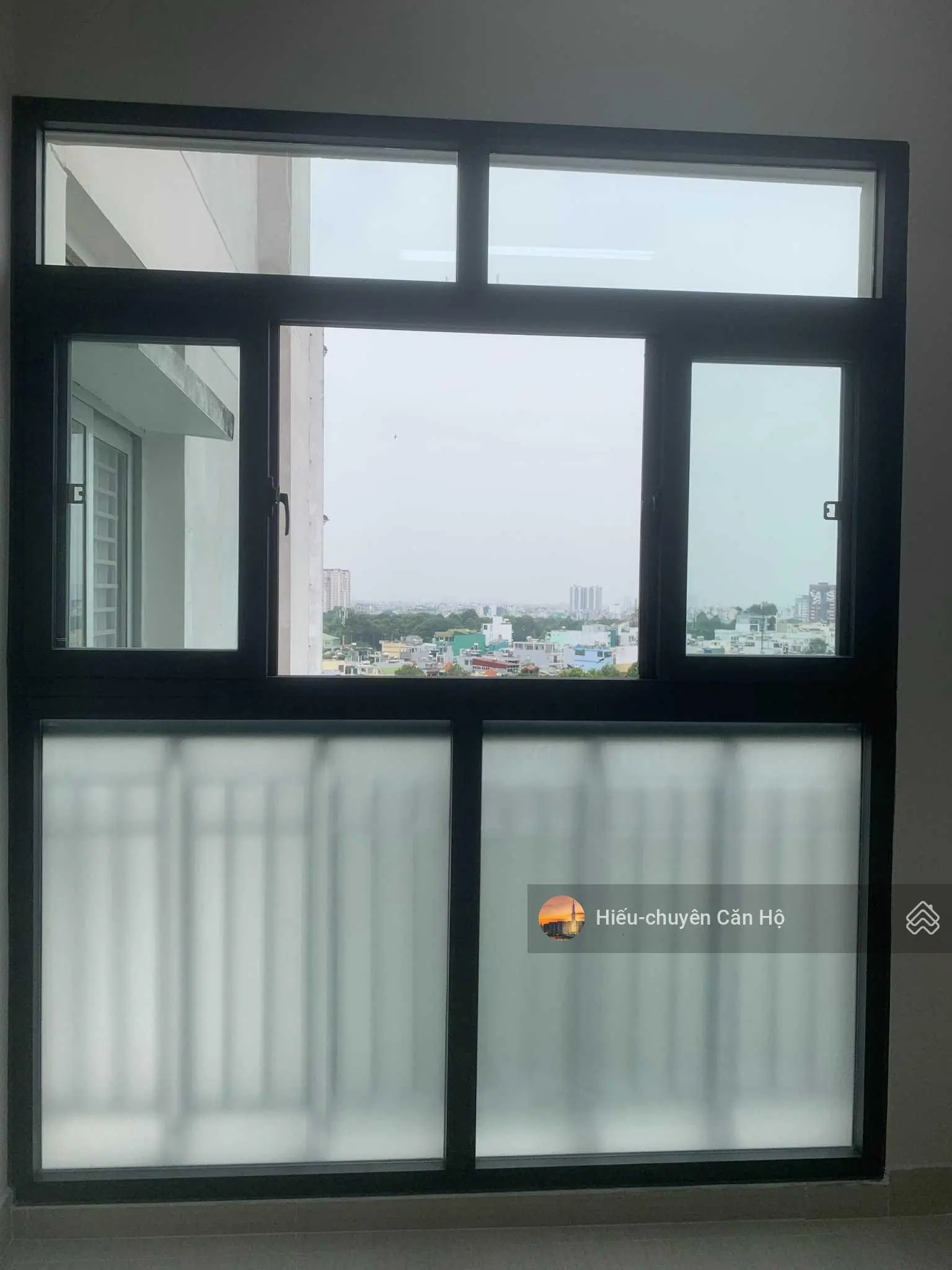 Bán chung cư 312 Lạc Long Quân Q11, căn 2PN nhiều loại diện tích, giá từ 2.2 tỷ. LH 0941 943 *** Thảo