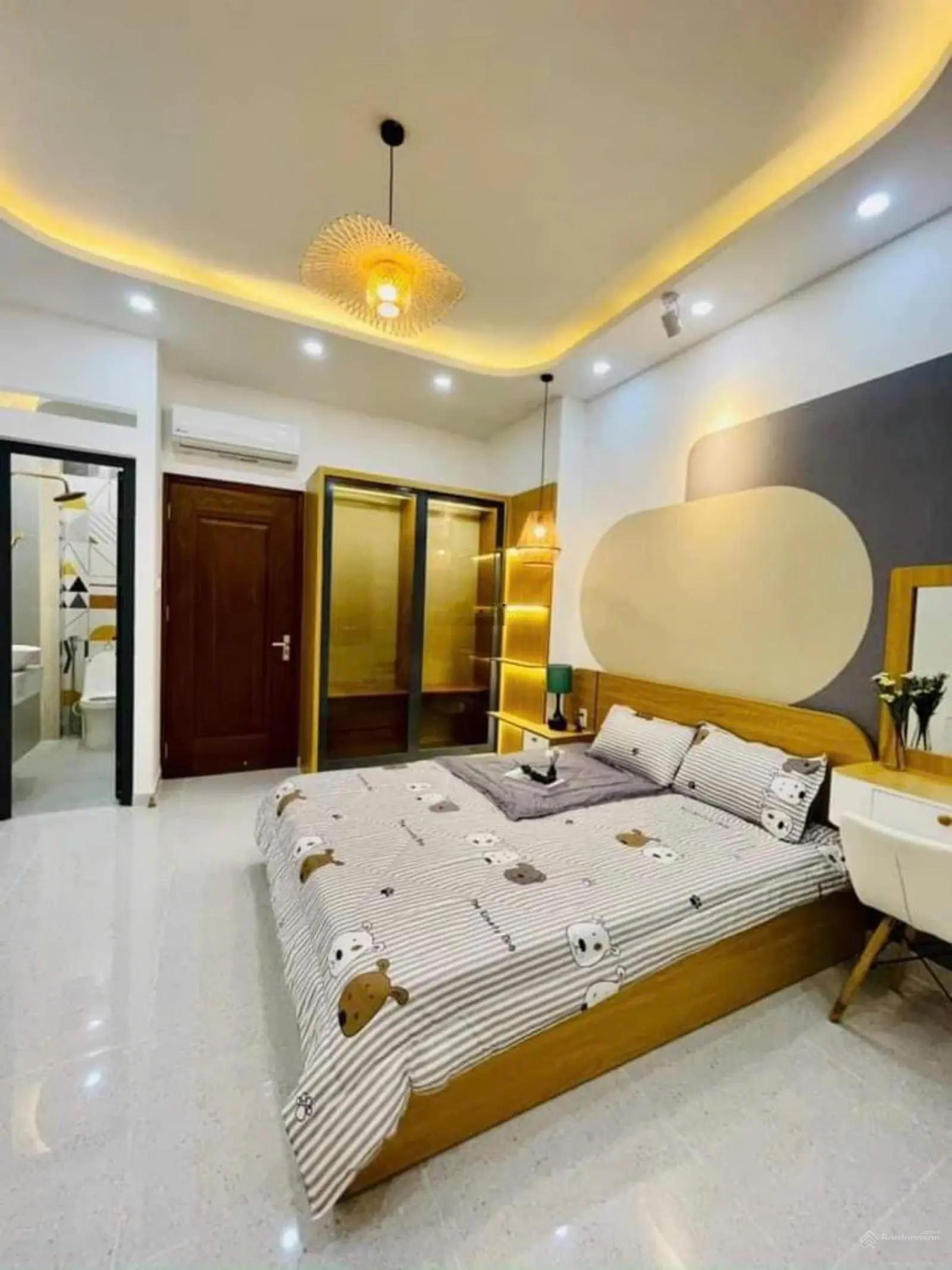 Nhà đẹp hẻm lớn đường Trần Khắc Chân Phú Nhuận. Giá 4tỷ590Tr, Diện tích 46,3m2