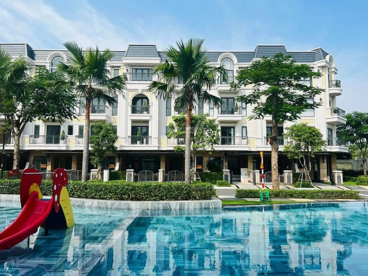 Cần bán nhà phố 2 mặt tiền H07 The Classia Khang Điền