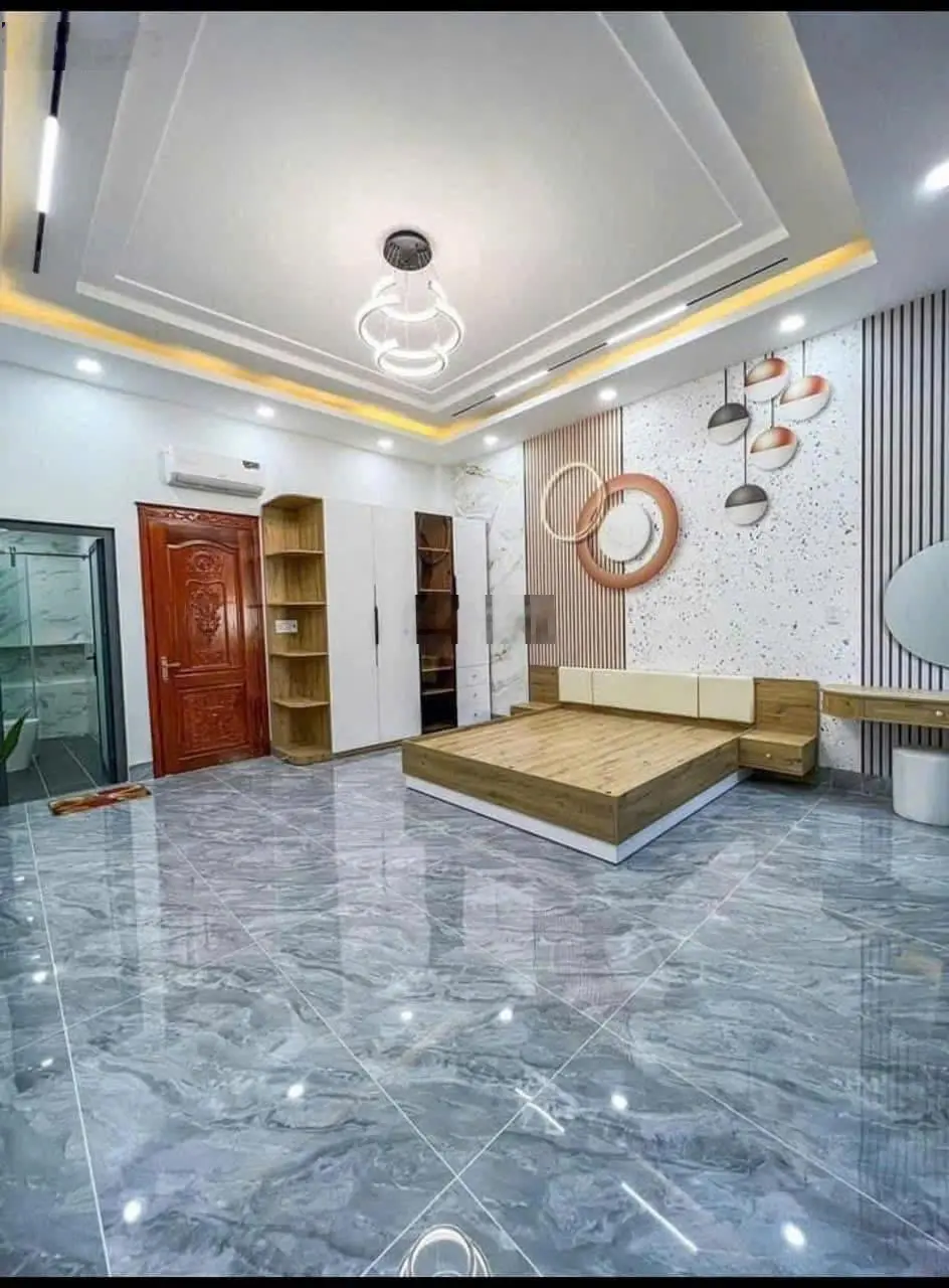 Bán gấp NR 5PN, 6WC, 47,8m2 tại Lê Hồng Phong, Q.5, HCM, nhà mới đẹp chủ để giá rất tốt