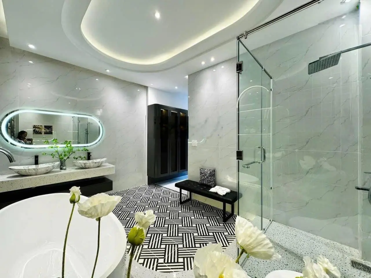 Giá 8 tỷ 900. gấp! bán nhà nguyễn đình chính, phú nhuận. hẻm oto. hđ thuê 15tr/th. lh: 0347.153.456