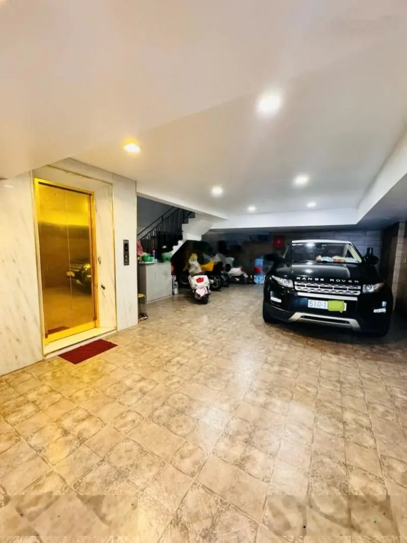 Nhà MT 6 tầng khu Đô Thị Vạn Phúc view Quảng Trường, có hầm, thang máy, Hiệp Bình Phước, Thủ Đức