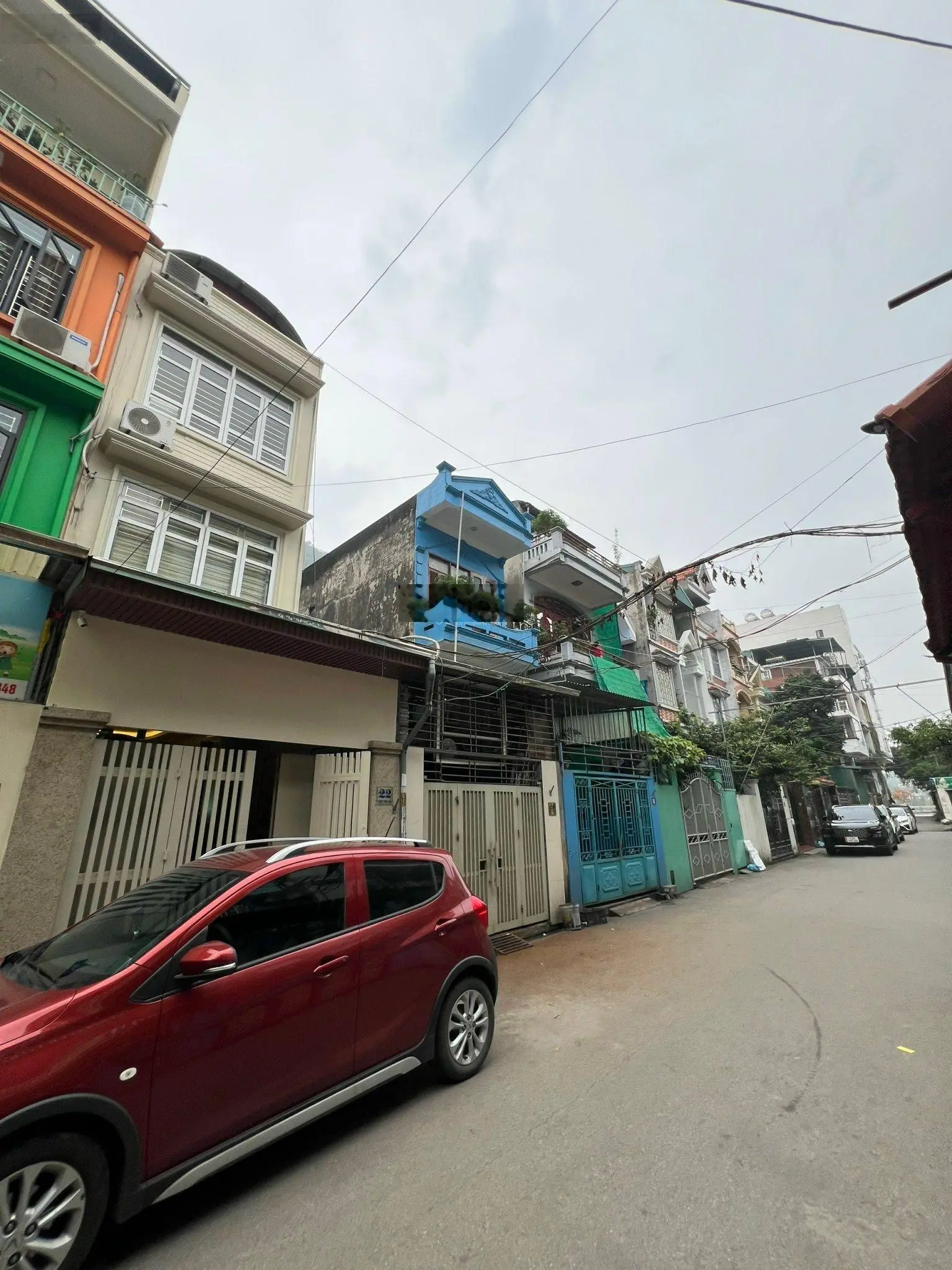 Bán nhà 3 tầng, 1 tum gần ngã tư Kênh Liêm kinh doanh tốt 0966 105 *** sổ đỏ giá tốt