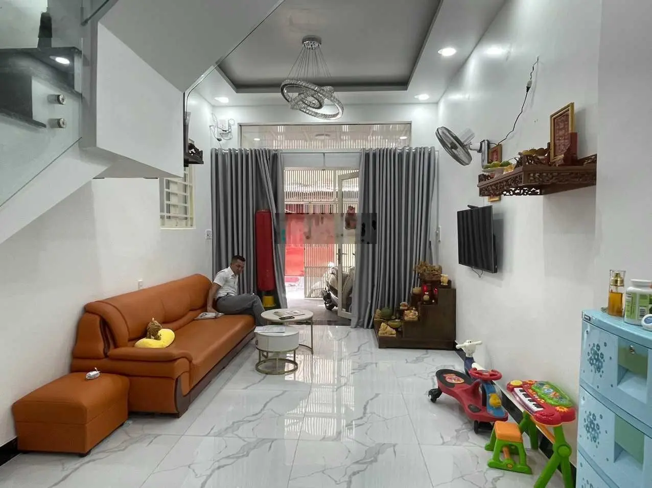 Bán nhà hẻm xh4m Ông Ích Khiêm Phường 14 Quận 11 giá 6,1 tỷ 45,4m2